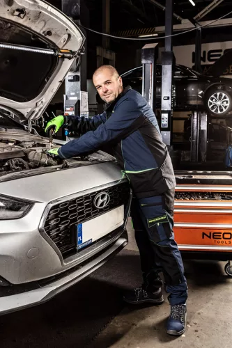 NEO TOOLS Munkanadrág, Motosynteza, 100% pamut, szakadásmentes szövet, 3soros varrat, térdprotektor zseb, XXXL 81-235-XXXL