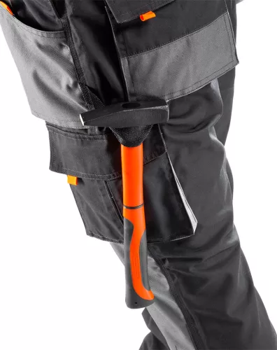 NEO TOOLS Kantáros Munkásnadrág, HD, L/52 65% poliészter, 35% pamut, 267g/m2, térdprotektor zseb, fényvisszaverő, L 81-240-L