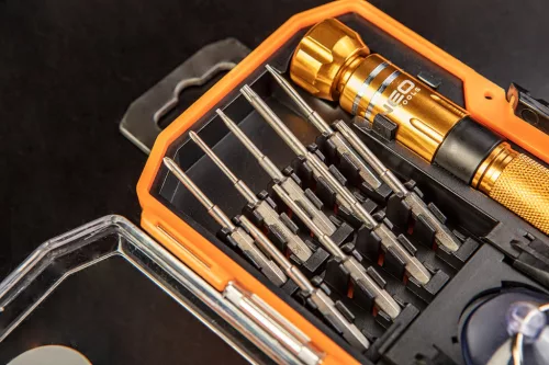 NEO TOOLS OKOSTELEFON JAVÍTÓ szerszámkészlet 25 év garanciával 06-108