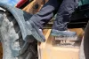 NEO TOOLS Munkavédelmi bakancs, velúrbőr, CE, 42, S1P SRA 82-043