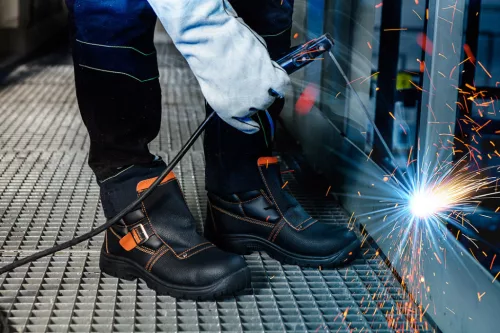 NEO TOOLS Munkavédelmi bakancs, hegesztőbakancs, S1P SRC, bőr, 43 82-180-43
