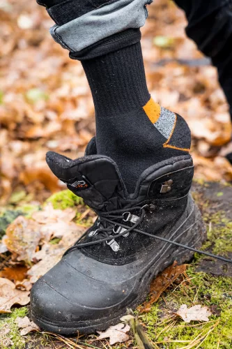NEO TOOLS Munkavédelmi zokni, hosszú, 70% pamut, 30% polyester, megerősített sarok, lélegző, 43–46 82-351