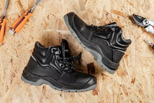 NEO TOOLS Munkavédelmi bakancs O2 SRC, bőr, 46, CE 82-770-46