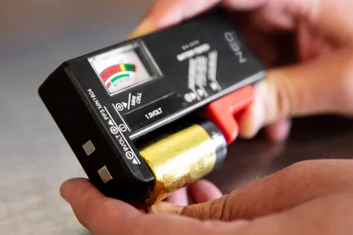 NEO TOOLS Akkumulátor és elemteszter, 1,5-9V-ig 94-009