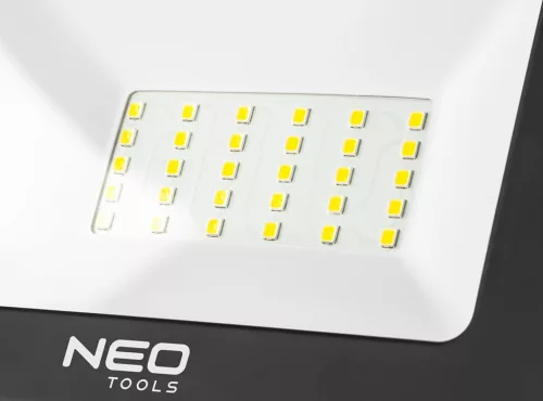 NEO TOOLS Reflektor, talpas 230V/50W, 4500lum, SMD led 2 év garanciával 99-063
