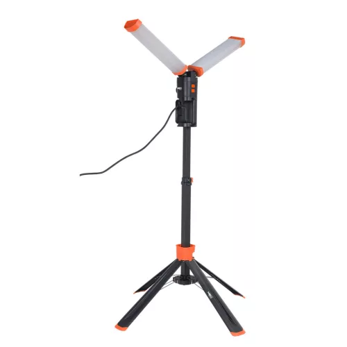 NEO TOOLS Állványos reflektor, 2x4300 lum LED fényforrás, 360fokban elforgatható 2 év garanciával 99-099