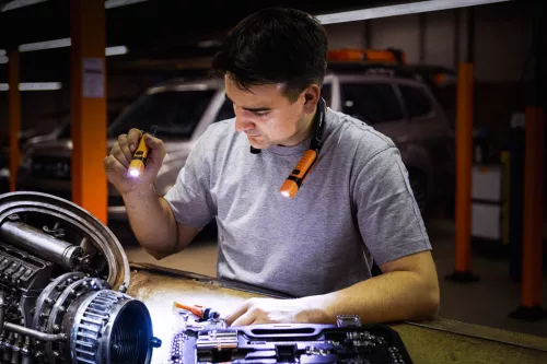 NEO TOOLS Nyaklámpa, munkalámpa, 2-2W, 3.7 V akkumulátor, 300lm, levehető lámpák 99-112