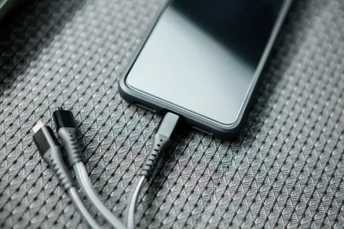 NEO TOOLS USB töltőkábel, 3az 1ben, 1.2m, USB-A bemenet, USB-C, Lightning, Micro USB kimenetek GD038
