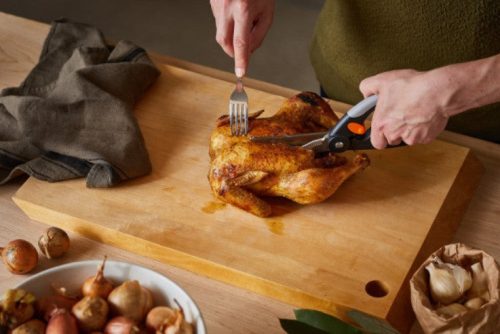 Fiskars Functional Form baromfiolló