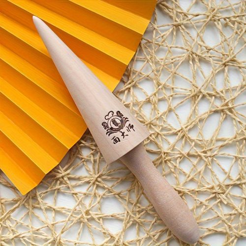 Fából készült pizzelle gördítő és krumkake kúp készítő