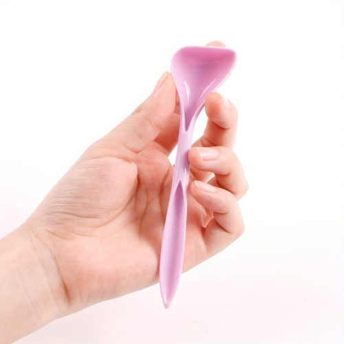 Véletlenszerű színű állateledel kanál