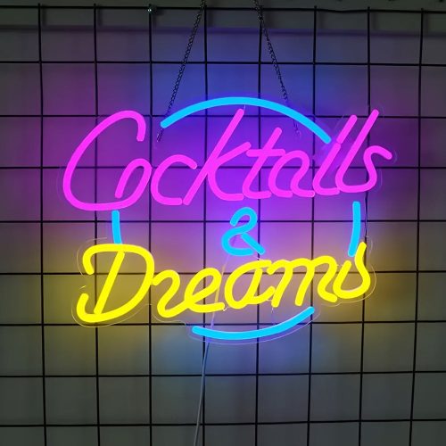 Koktélok és álmok neonfelirat