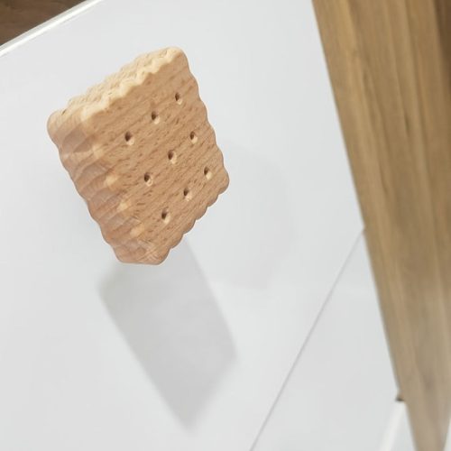 4db keksz alakú szekrény fiók húzók