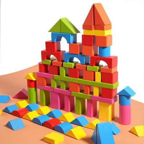 82 db-os színes fa építőkocka