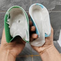 Festő és Burkolószerszám