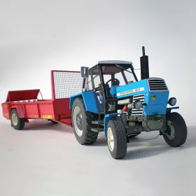 Traktor modell utánfutóval