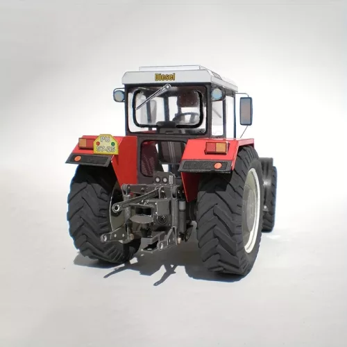 Traktor modell