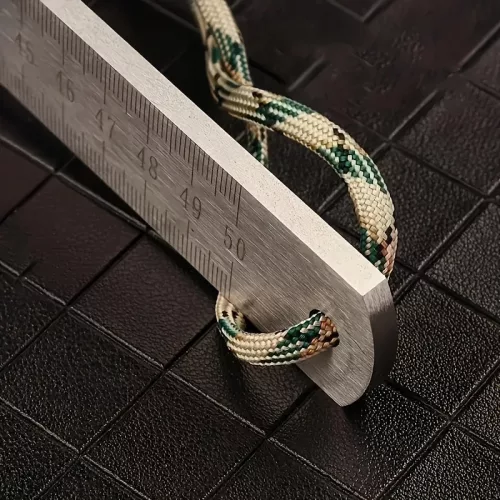 Nagy teherbírású, kettős skálával ellátott acél vonalzó zsinórral