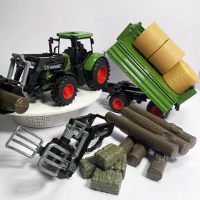   Játék Traktor Szett, Zöld Műanyag Modell Szénabálákkal, Faárukkal És Bálacsipeszkel