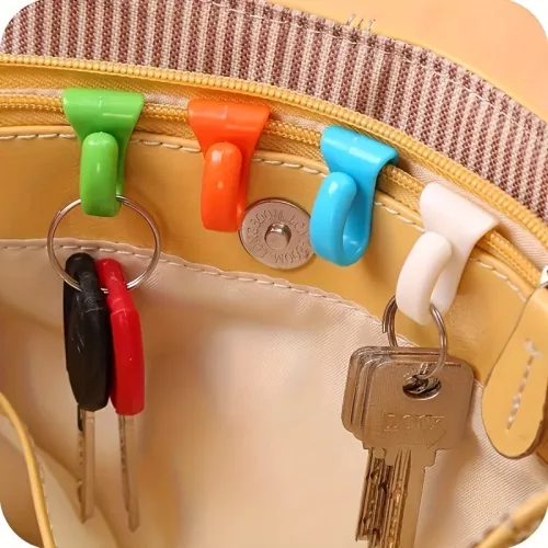 4 db kulcs elvesztés elleni kampó készlet 2 fekete + 2 fehér